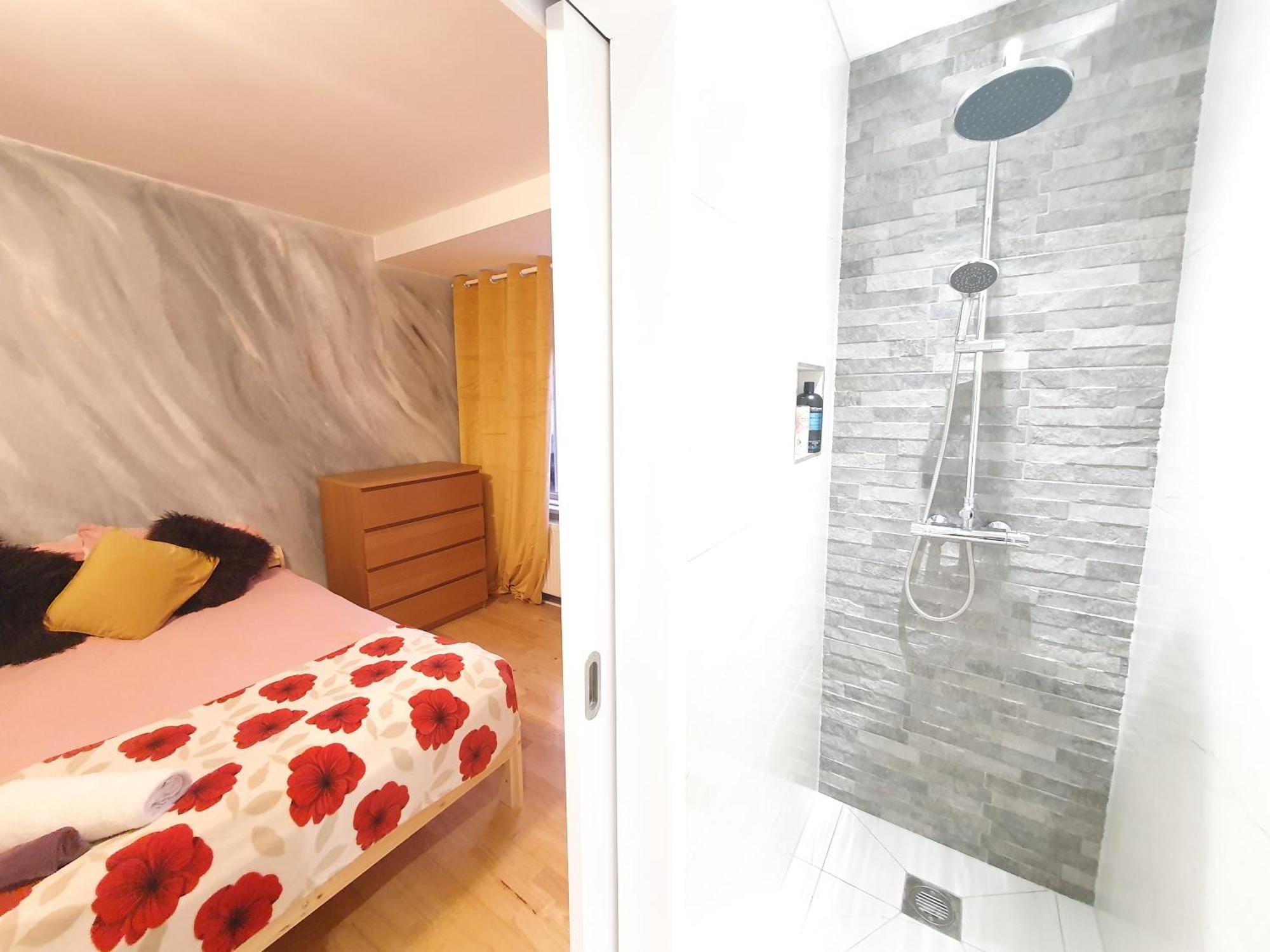 Beautiful Guest Rooms, Free Parking, 30Min Heathrow, 40Min Wembley, 60Min Central London Greenford  Kamer foto